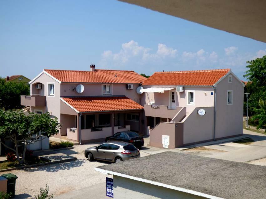 Apartments Branko Nin Εξωτερικό φωτογραφία
